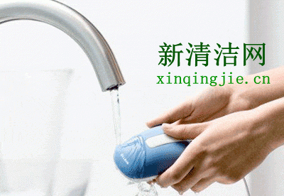 清洁鼠标也应该注意方法避免损伤鼠标功能（资料图片）